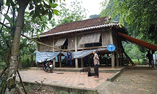 Bé gái 13 tuổi mang bầu 9 tháng, cả nhà vẫn tưởng con béo bụng