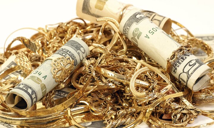 Giá vàng hôm nay 14/4 tăng điên cuồng, nhà đầu tư sốc