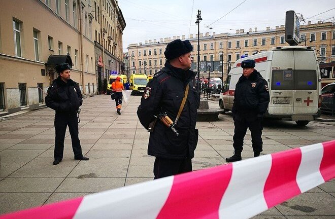 Nổ lớn gần ga tàu ở Saint Petersburg