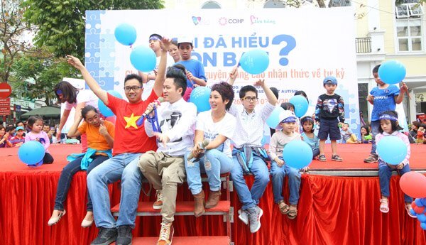 Âm nhạc đường phố ở Hải Phòng: Chia sẻ nhận thức về chứng tự kỷ