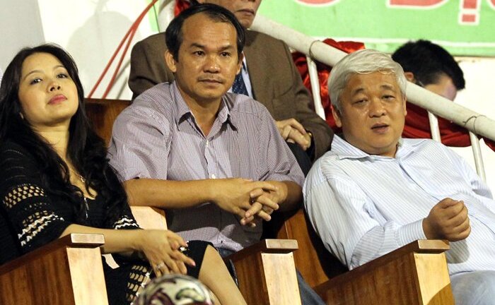 Ông bầu và những 'con đường xưa em đi' của bóng đá