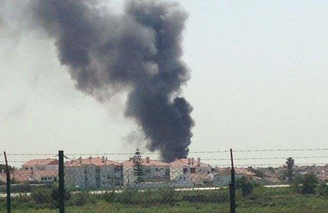 Rơi máy bay sát siêu thị ở Bồ Đào Nha, 4 người thiệt mạng