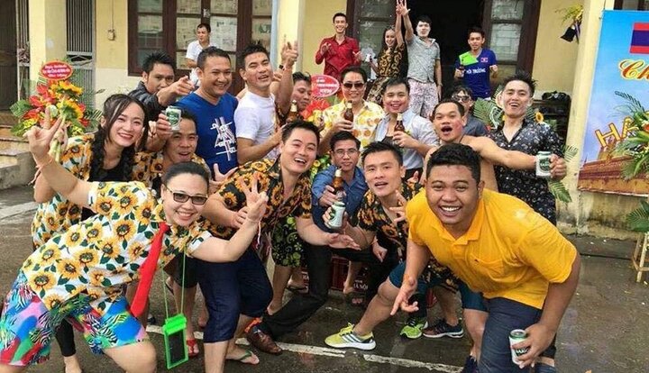 Du học sinh Lào cười thả ga, đón Tết cổ truyền tại Học viện Cảnh sát