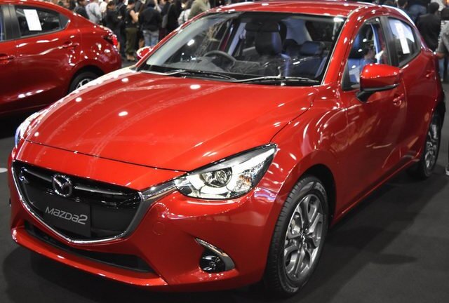 Mazda2 2017 giá 344 triệu đồng chuẩn bị về Việt Nam