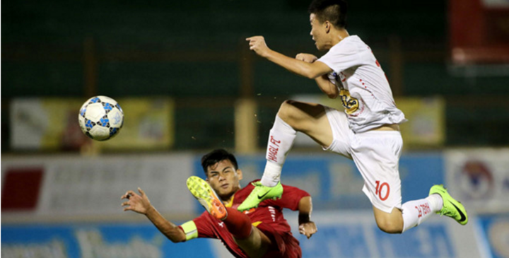 'Công Phượng 2.0' chỉ giống Công Phượng ở số áo