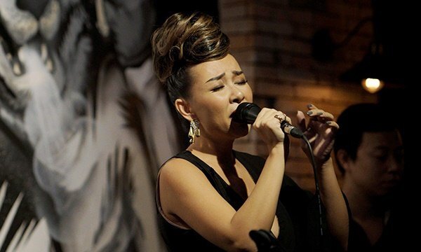 Thảo Trang gây sốt khi lần đầu hát 'Duyên phận'