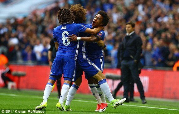 Video kết quả Chelsea vs Tottenham: Lập 'mưa' siêu phẩm, Chelsea vào chung kết FA Cup