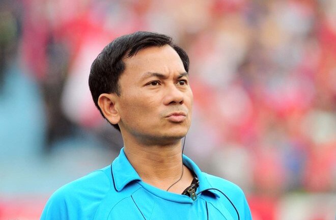 Trọng tài kém chuyên môn, V-League cuồng quay trong scandal