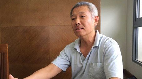 Giáo sư mặc quần đùi giảng bài khiến dân mạng xôn xao: 'Con voi cũng có thể biết bay'