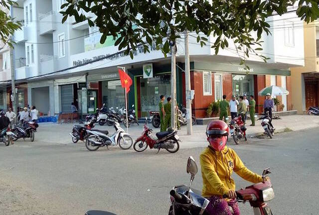 Dùng súng cướp ngân hàng ở Trà Vinh: Thông tin mới nhất