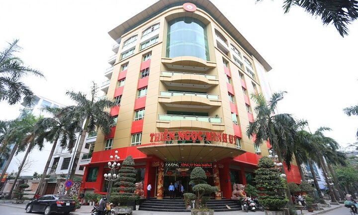 Lâm Nữ: Bà chủ gốc Hoa bí ẩn của Thiên Ngọc Minh Uy