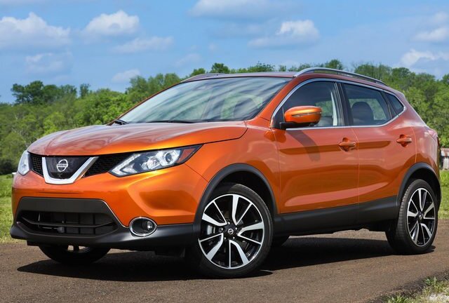 Nissan Rogue Sport 2017 chốt giá từ 509 triệu đồng