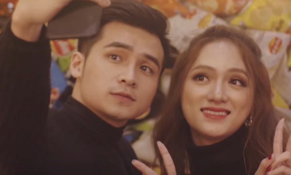 Hương Giang tình tứ cùng người yêu điển trai tại Đài Loan