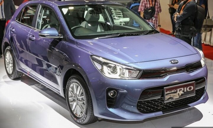 Kia ra mắt mẫu Rio phiên bản 2018 giá 427 triệu đồng