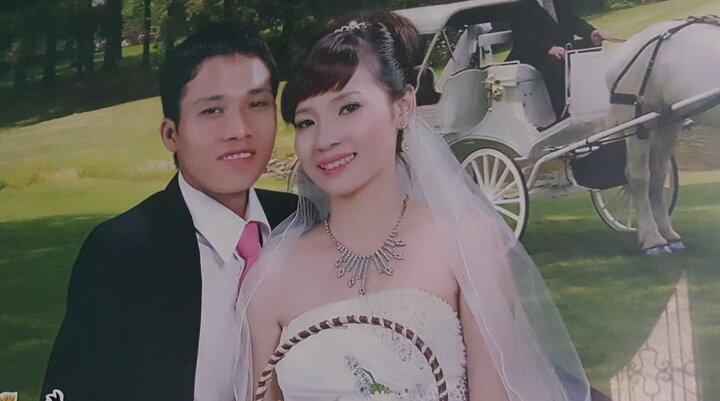 Mẹ sinh đôi đăng tin cho bớt con trên facebook: Người chồng lên tiếng