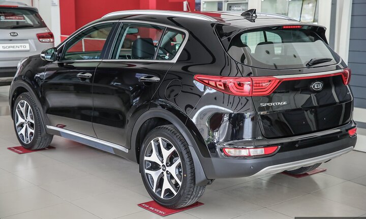 Kia Sportage GT CRDi bản máy dầu mới chốt giá 820 triệu đồng