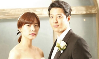 Lee Dong Gun 'Chuyện tình Paris' bất ngờ tuyên bố đã kết hôn, vợ mang bầu