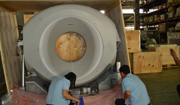 Phát hiện máy chụp CT cấm nhập khẩu trị giá bạc tỷ tại sân bay Tân Sơn Nhất