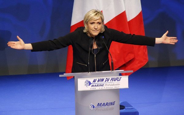 Ứng viên Tổng thống Pháp, Marine Le Pen bị tố 'đạo văn' của đối thủ