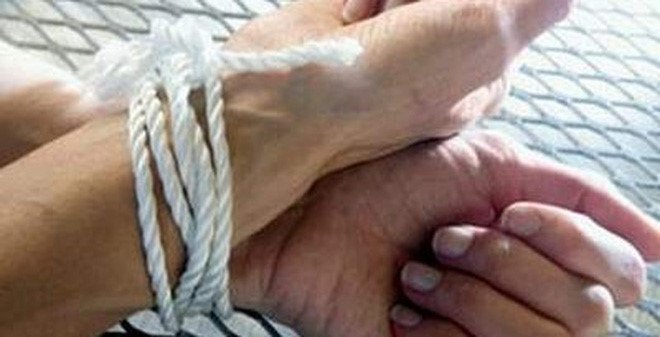 Cướp xông vào tận nhà trói tay chân bà chủ, lấy 55 triệu đồng trong đêm