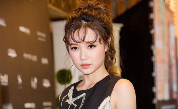 Nghi vấn độn cằm, sửa mắt, nâng mũi, Midu lên tiếng đáp trả