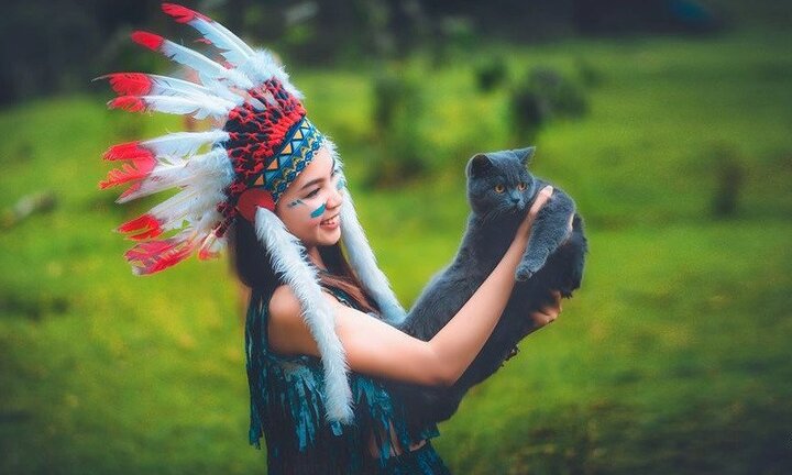 Học sinh Thái Nguyên chụp ảnh kỷ yếu phiên bản thổ dân