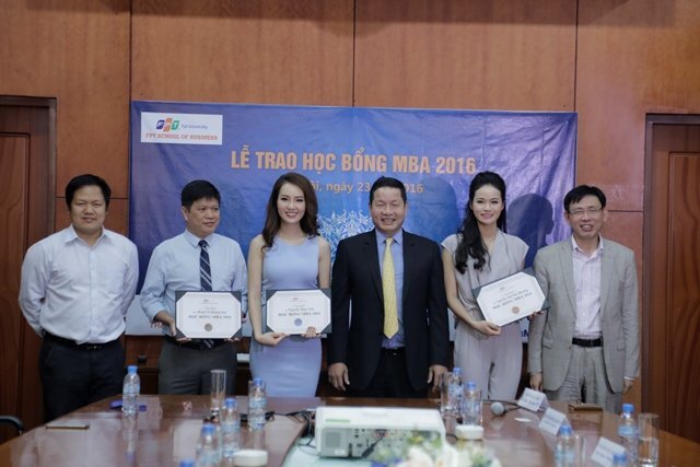 Đạt chỉ số AQ trên 150 có cơ hội nhận học bổng thạc sỹ 100 triệu đồng