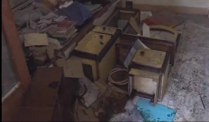 Mâu thuẫn cá nhân, 2 sinh viên tẩm xăng đốt phòng trọ