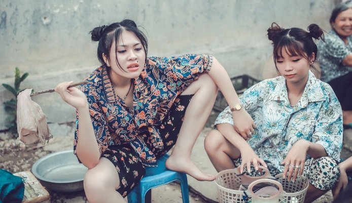 Ảnh kỷ yếu ‘dân chợ đời’ của học sinh Thanh Hoá khiến dân mạng thích thú