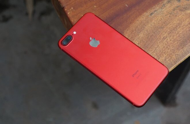 iPhone màu đỏ: Thất bại của Apple tại Việt Nam?