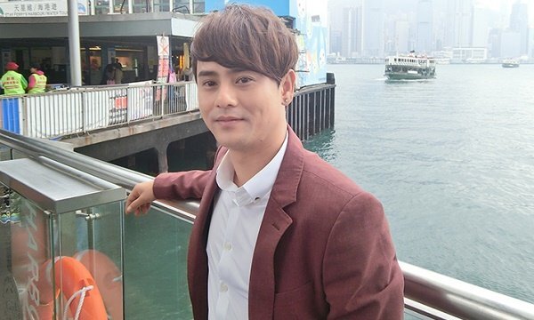 Ưng Đại Vệ nhờ đạo diễn quay phim cho Lưu Đức Hoa thực hiện MV mới