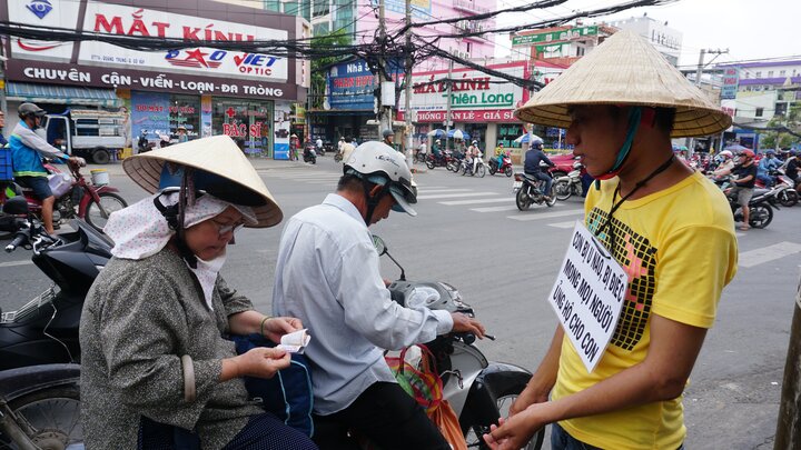 Xót thương chàng trai không có tiền chữa bệnh u não sắp bị mù và mất trí nhớ
