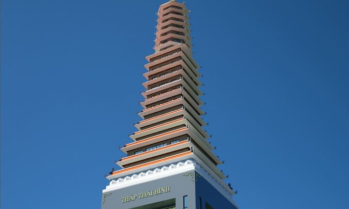 Thái Bình: Tỉnh nghèo xây tháp 300 tỷ đồng có lãng phí?