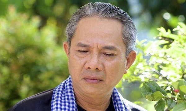 Gia đình nghệ sĩ Trung Dân: 'Hương Giang Idol có gọi điện sang'