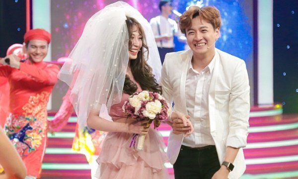 Ngô Kiến Huy – Khổng Tú Quỳnh bất ngờ tổ chức 'lễ cưới'