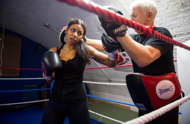 Cô gái Hồi giáo và hành trình đặc biệt trở thành nhà vô địch Kickboxing thế giới