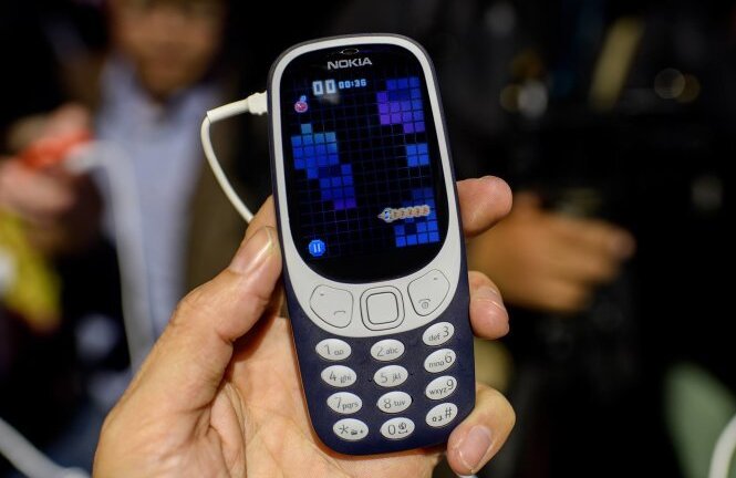 Chuẩn bị bán tại Việt Nam, Nokia 3310 đã bị khách hàng chê tơi tả