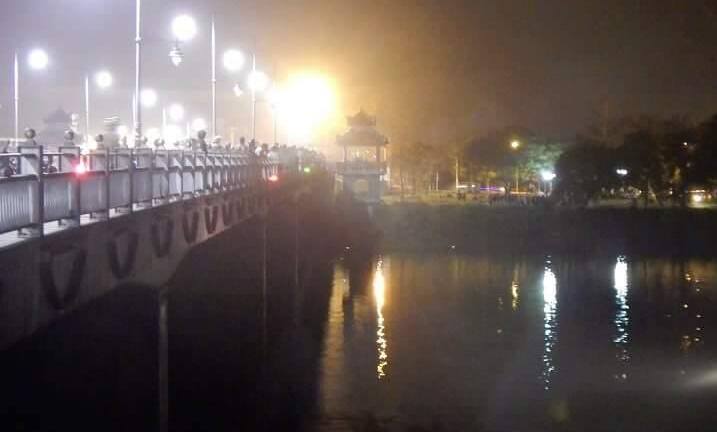 Nhảy cầu tự tử, nam thanh niên vùng vẫy kêu cứu trước khi chìm