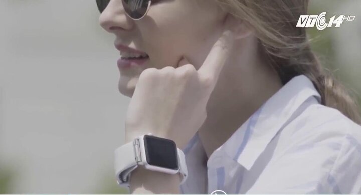 Kinh ngạc công nghệ biến ngón tay thành điện thoại trong nháy mắt