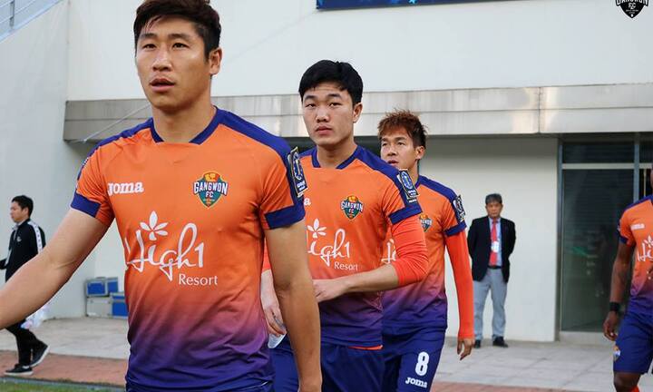 Xuân Trường tiếp tục được trọng dụng tại Gangwon FC