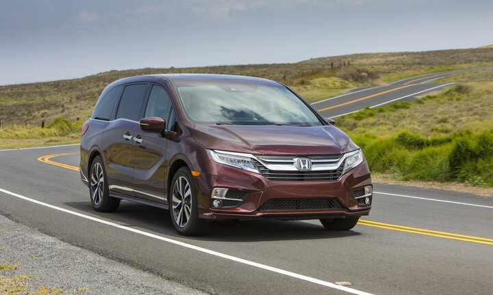 Honda Odyssey 2018 giá 700 triệu đồng sắp ra mắt
