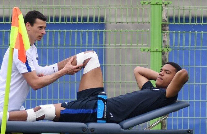 Gặp U20 Việt Nam, U20 Pháp mất ngôi sao đắt giá nhất