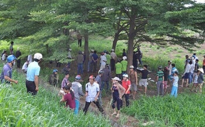 Nam thanh niên treo cổ trong rừng tràm