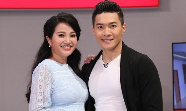 Vợ nghệ sĩ xiếc Quốc Cơ rơi nước mắt kể chuyện sinh con không có chồng