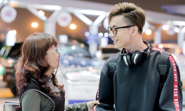 S.T 365: 'Mẹ từng hỏi thẳng về giới tính của tôi'