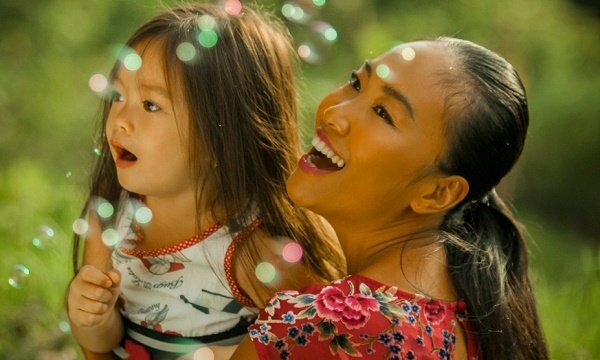 Nhân dịp Quốc tế thiếu nhi, mẹ con Đoan Trang tung MV siêu đáng yêu