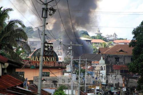 Quân đội Philippines không kích nhầm, 10 đồng đội thiệt mạng