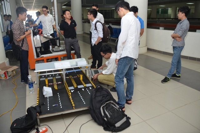 Triển lãm ngày hội sáng tạo khoa học trẻ Bách khoa 2017