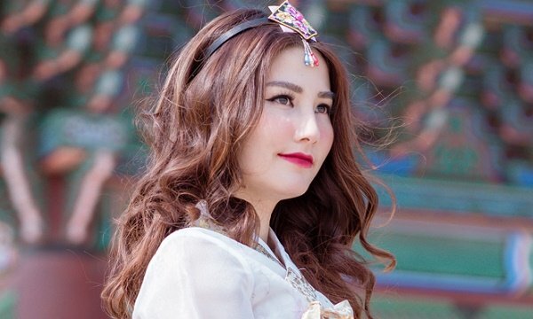 Đến cả khi diện hanbok, Diễm My 9x vẫn xinh đẹp thế này đây