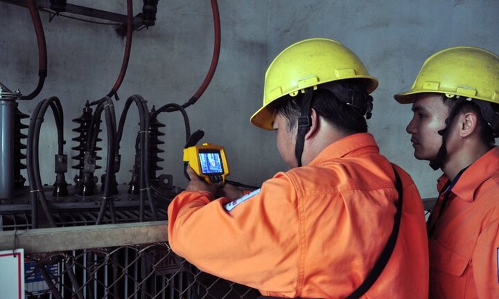 Hoãn toàn bộ lịch cắt điện để sửa chữa, cải tạo, nâng cấp lưới điện trong những ngày nắng nóng ≥36°C
